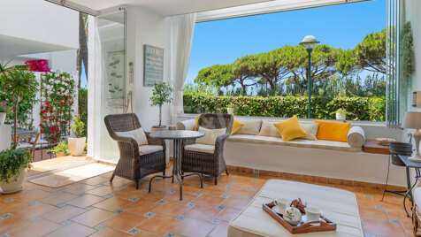 Beachfront Apartment with Garden in Los Monteros, East Marbella
