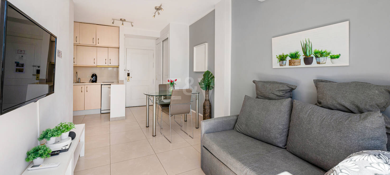 Meerblick-Apartment mit großer Terrasse und Resort-ähnlichen Annehmlichkeiten