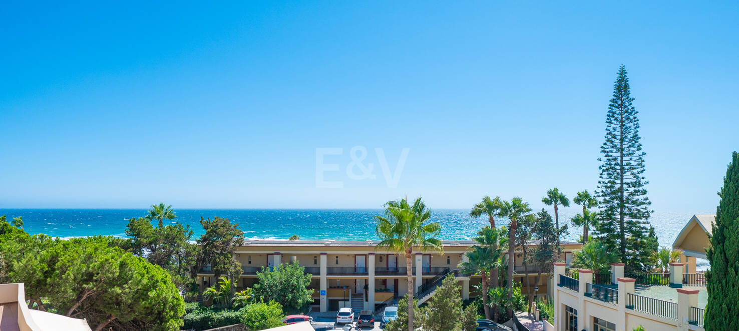 Meerblick-Apartment mit großer Terrasse und Resort-ähnlichen Annehmlichkeiten