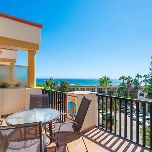 Meerblick-Apartment mit großer Terrasse und Resort-ähnlichen Annehmlichkeiten