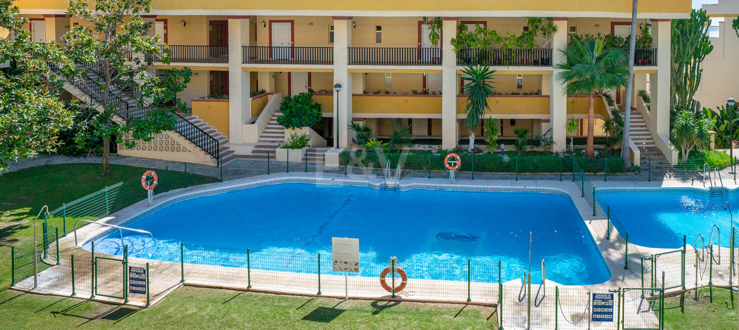 Meerblick-Apartment mit großer Terrasse und Resort-ähnlichen Annehmlichkeiten