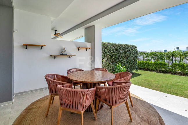 Luxury Garden Apartment dans une communauté exclusive avec des équipements premium