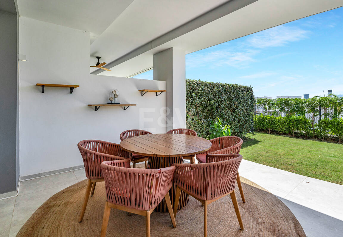 Luxury Garden Apartment dans une communauté exclusive avec des équipements premium