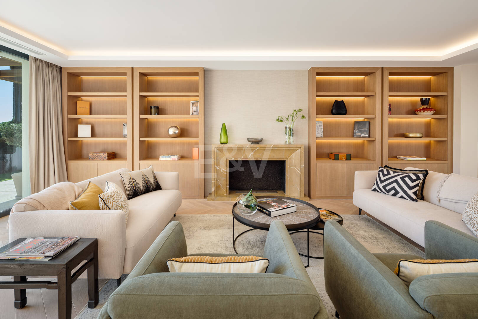 Villa Alborán: Modern Andalusian Design in Elviria