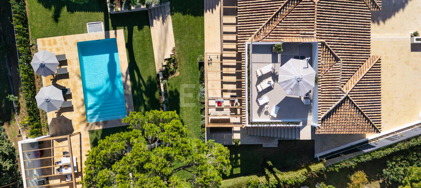 Villa Alborán: Modern Andalusian Design in Elviria