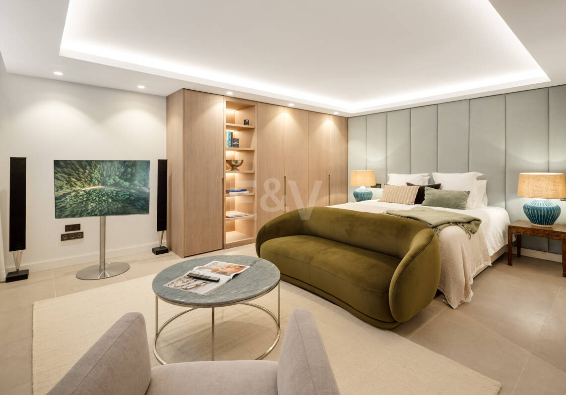 Villa Alborán: Design andalou moderne en Elviria