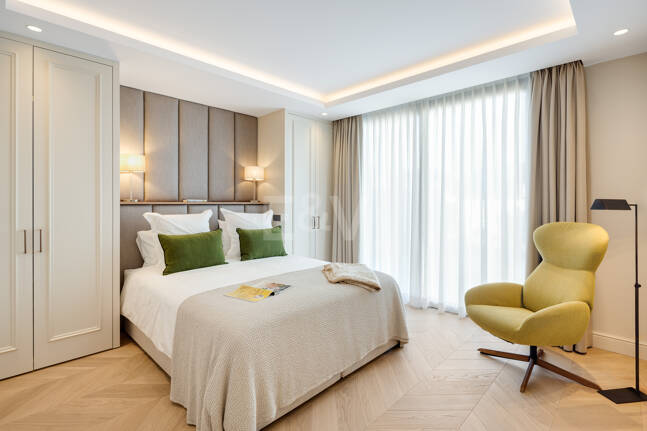 Villa Alborán: Modern Andalusian Design in Elviria