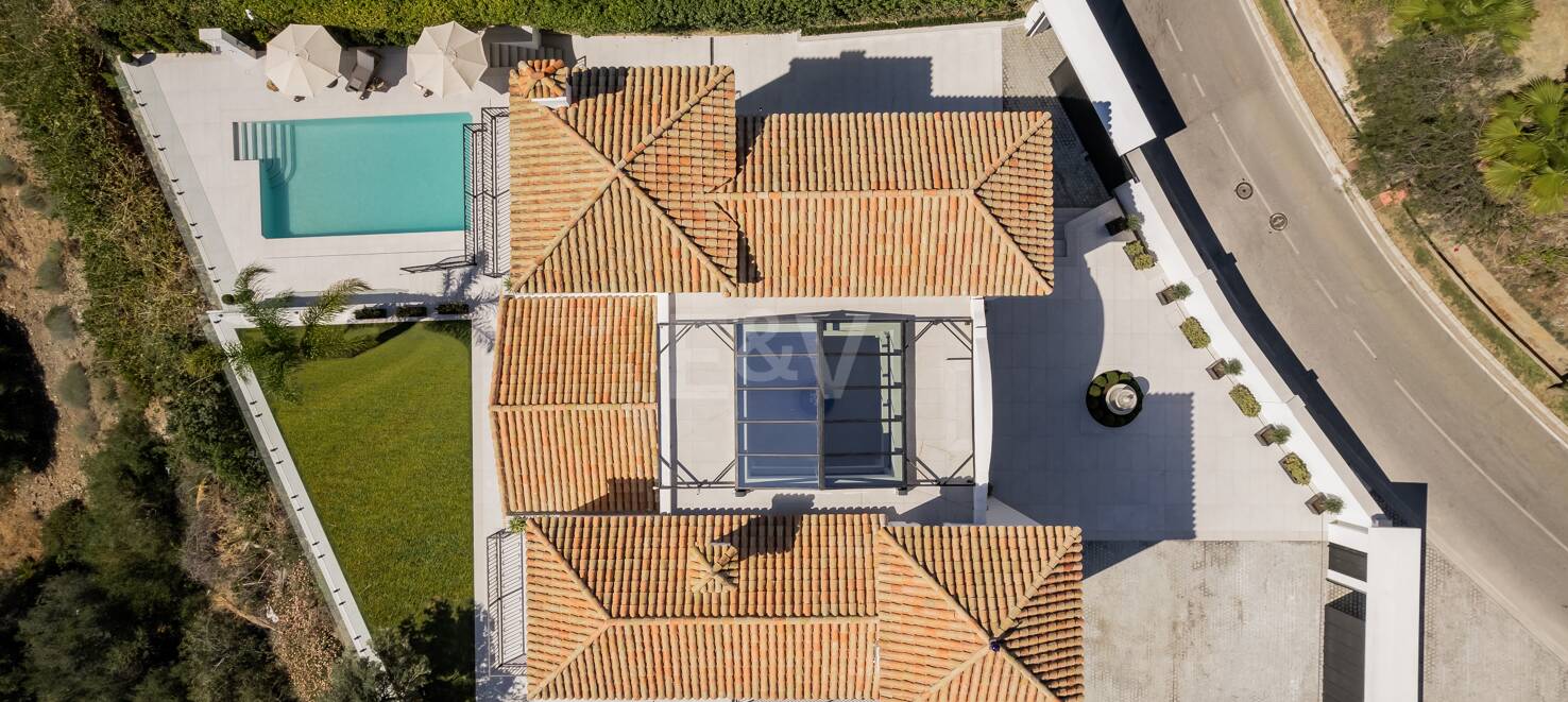 Lyxfamilj Villa med panoramautsikt över havet