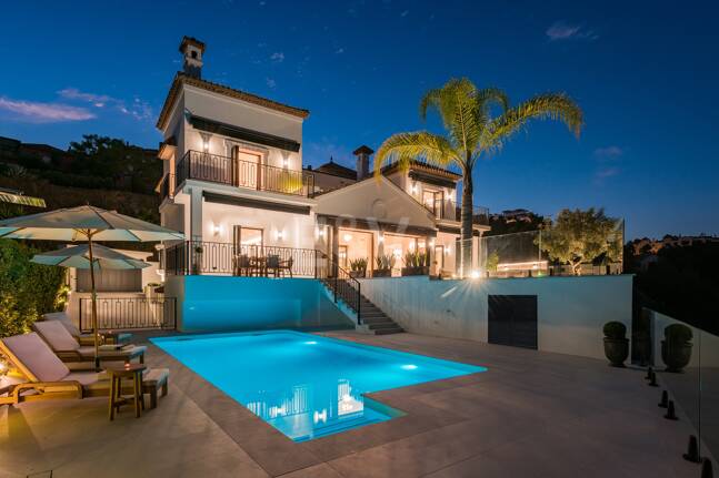 Luksusowa willa z panoramicznym widokiem na morze