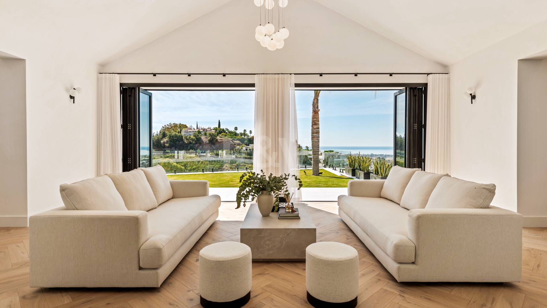 Luksusowa willa z panoramicznym widokiem na morze