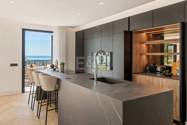 Luksusowa willa z panoramicznym widokiem na morze