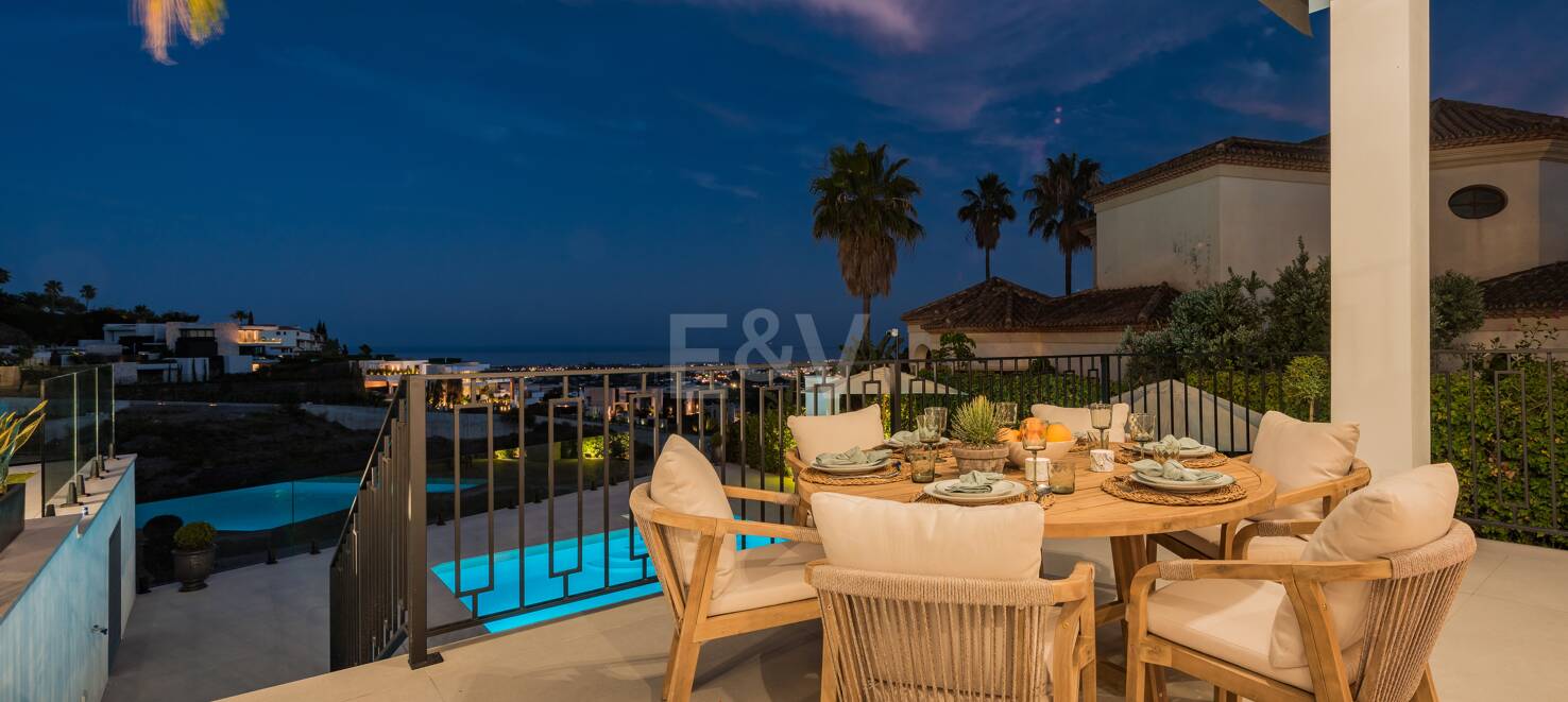 Lyxfamilj Villa med panoramautsikt över havet