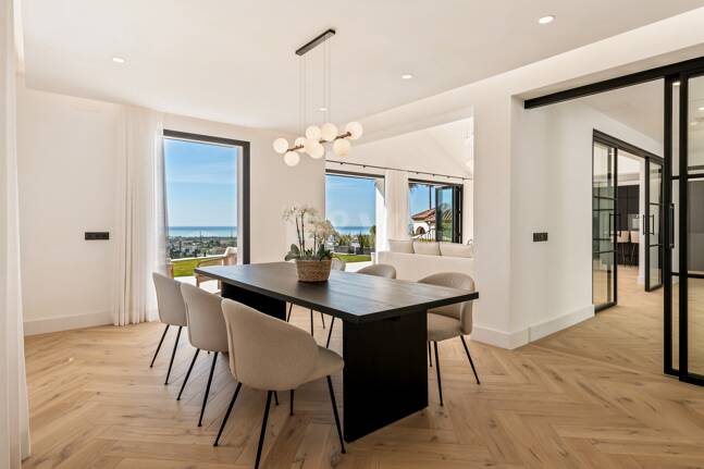 Luksusowa willa z panoramicznym widokiem na morze