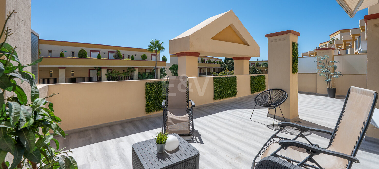 Takvåning till salu i Elviria, Marbella Öst