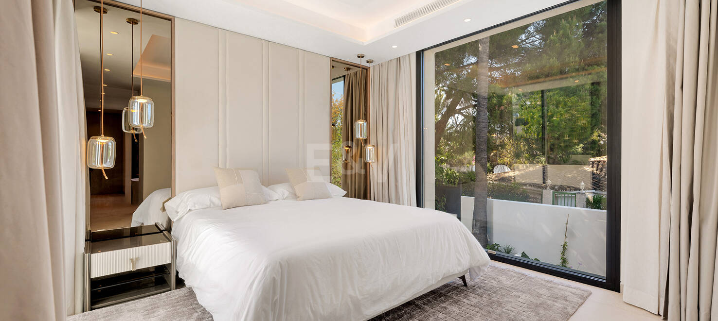 Spektakularnie stylowa willa obok golfa z pięknymi obszarami rozrywki