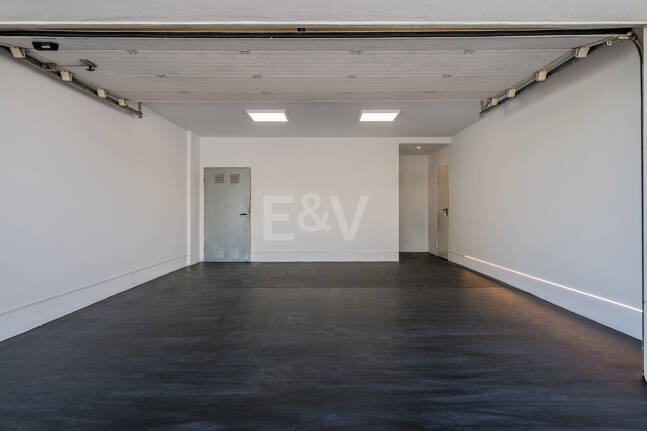 Spectacularly stylish villa next to the golf with beautiful entertainment areas