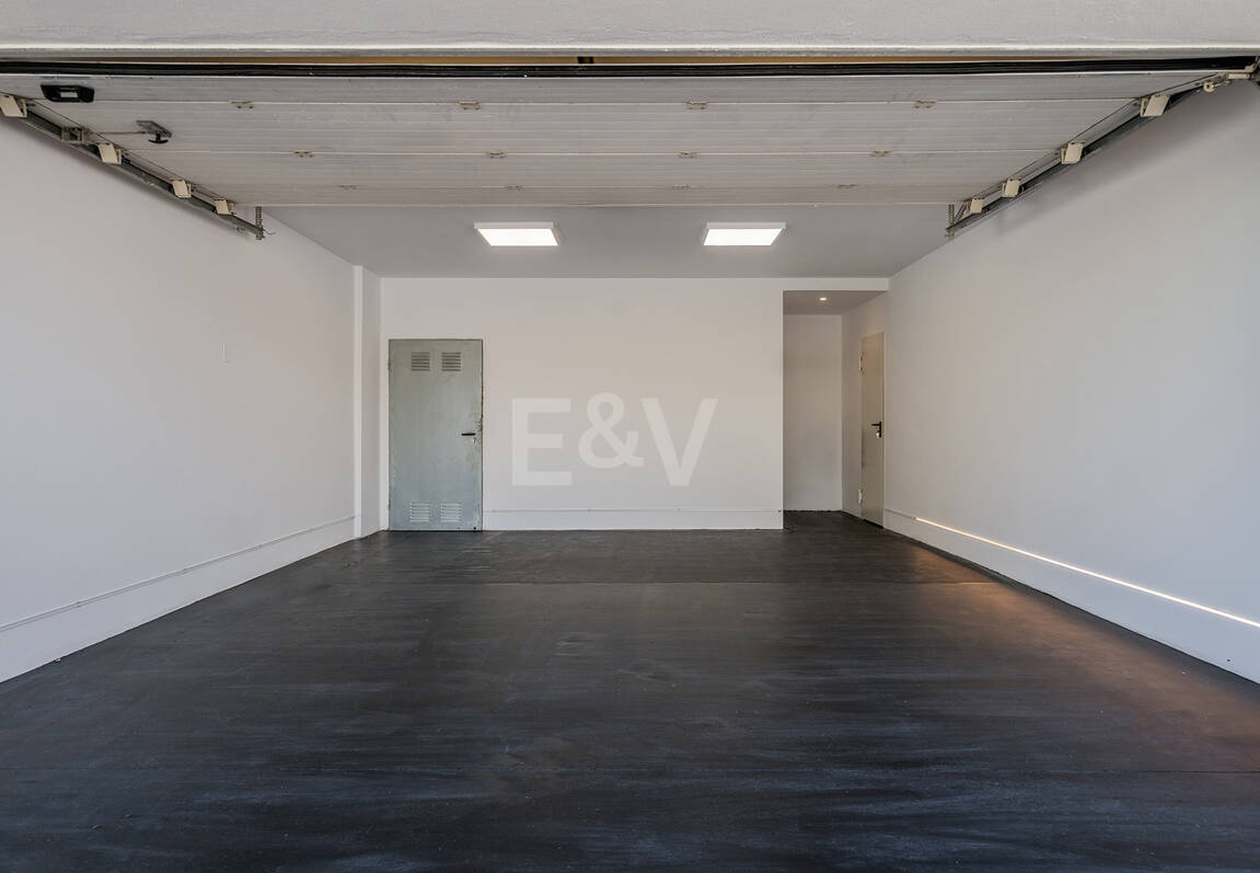 Spectacularly stylish villa next to the golf with beautiful entertainment areas