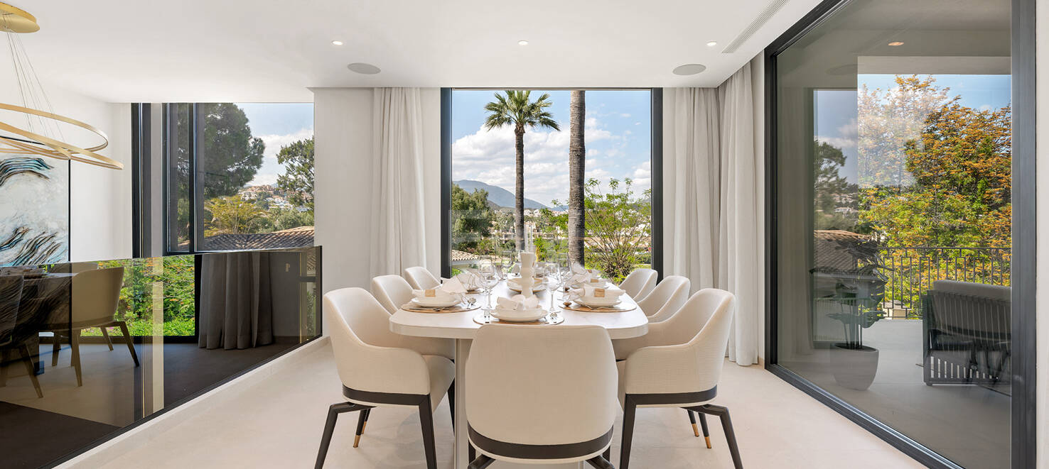 Spektakularnie stylowa willa obok golfa z pięknymi obszarami rozrywki