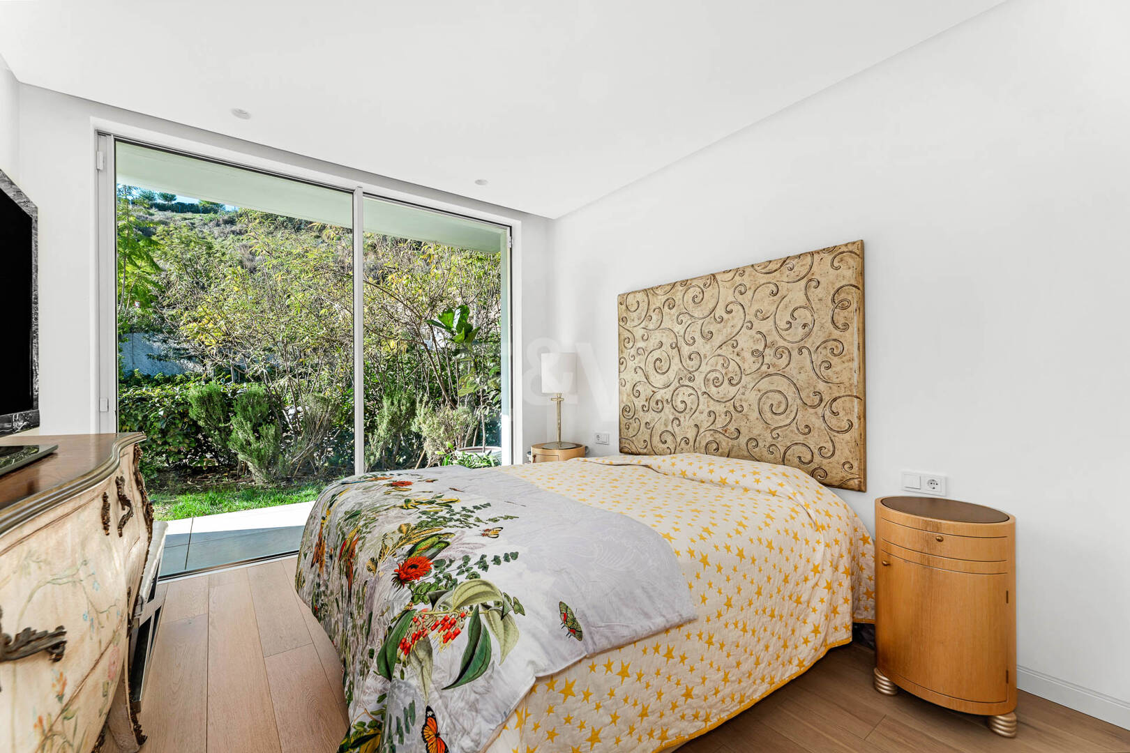 Luksusowy apartament z prywatnym ogrodem w Palo Alto