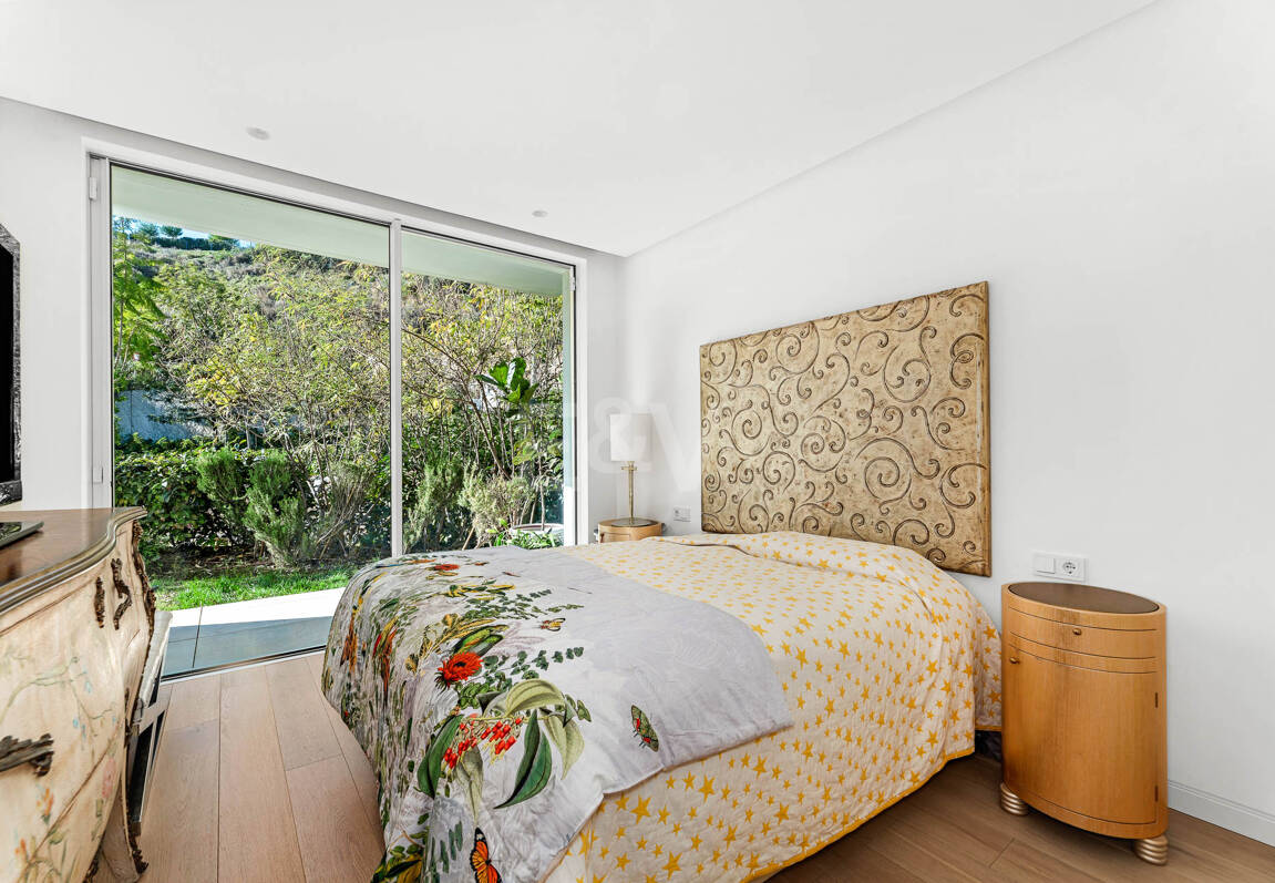 Exklusive Eckwohnung mit Privatgarten in Palo Alto