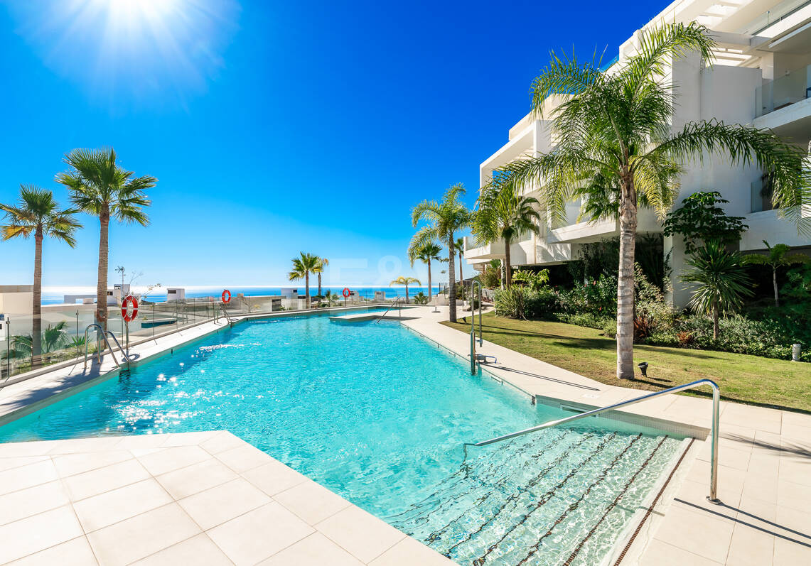 Appartement de luxe Corner avec jardin privé à Palo Alto Marbella