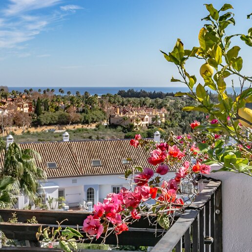 Lägenhet till salu i Nueva Andalucia, Marbella