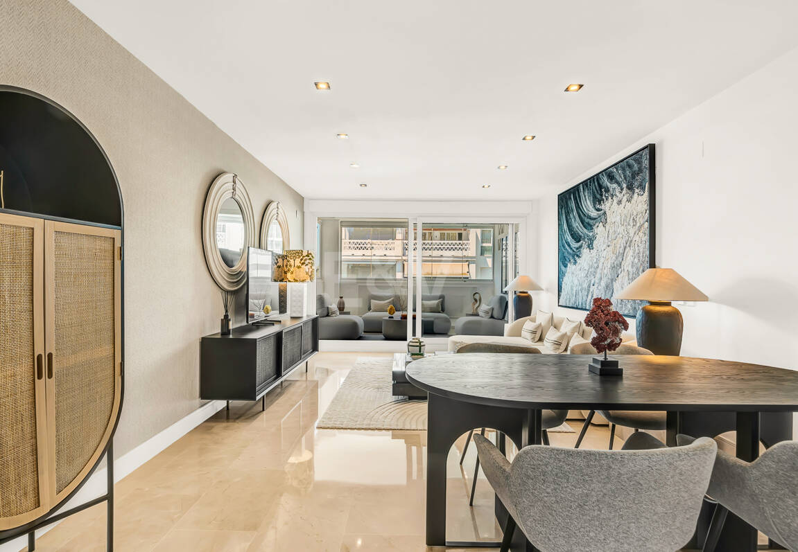 Exklusives Apartment mit direktem Strandzugang in bester Lage an der Goldenen Meile