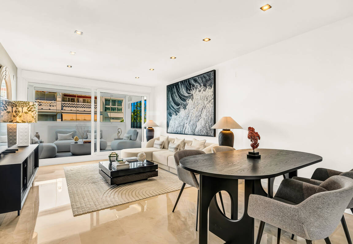 Exklusives Apartment mit direktem Strandzugang in bester Lage an der Goldenen Meile