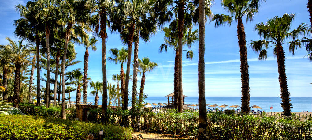 Exclusive Apartment with Direct Beach access in Prime Location on the Golden Mile