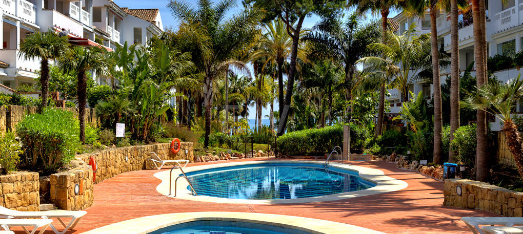 Exclusive Apartment with Direct Beach access in Prime Location on the Golden Mile