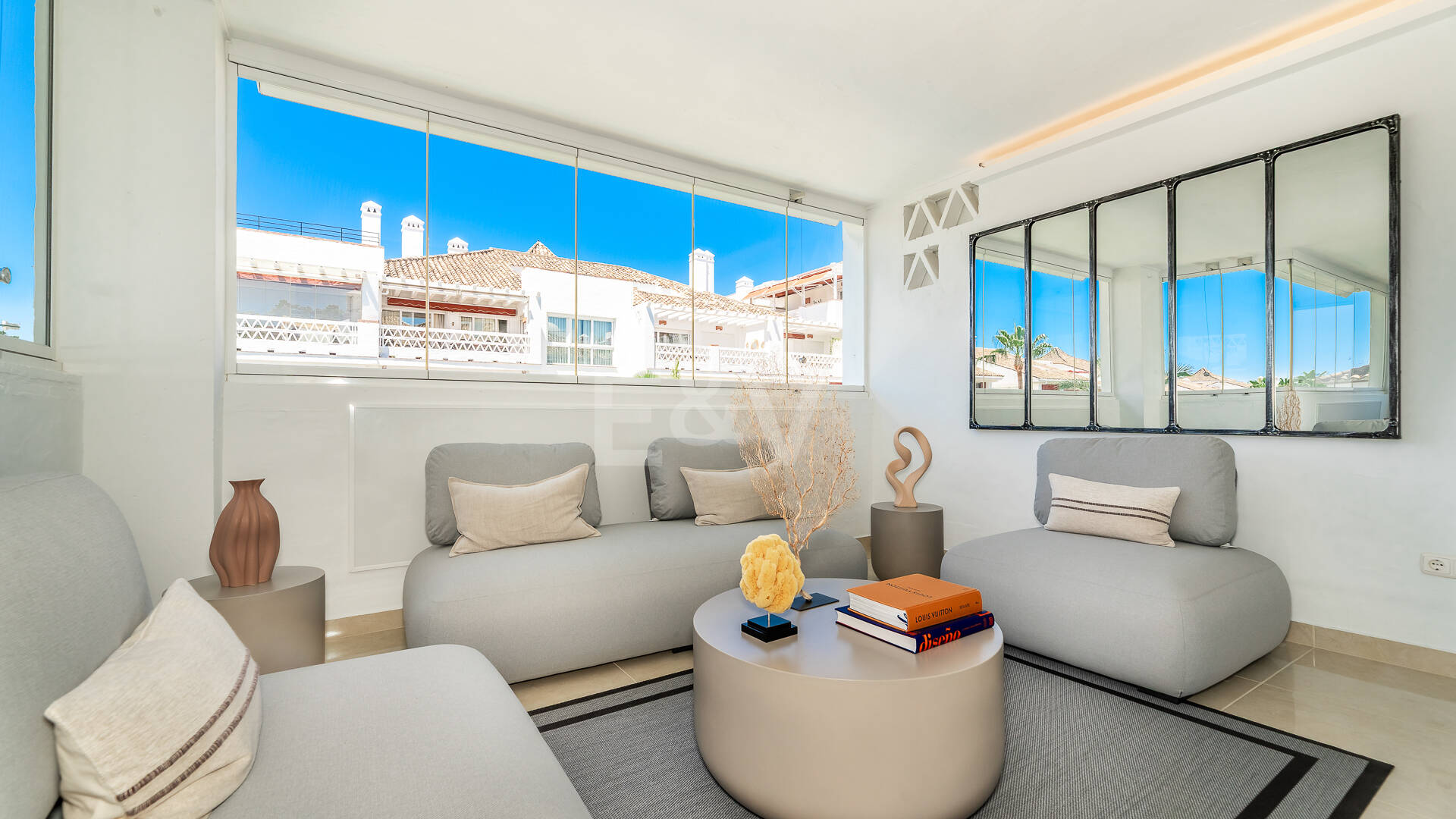 Exklusives Apartment mit direktem Strandzugang in bester Lage an der Goldenen Meile