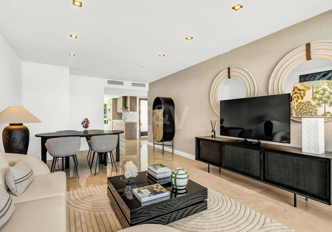 Exklusives Apartment mit direktem Strandzugang in bester Lage an der Goldenen Meile