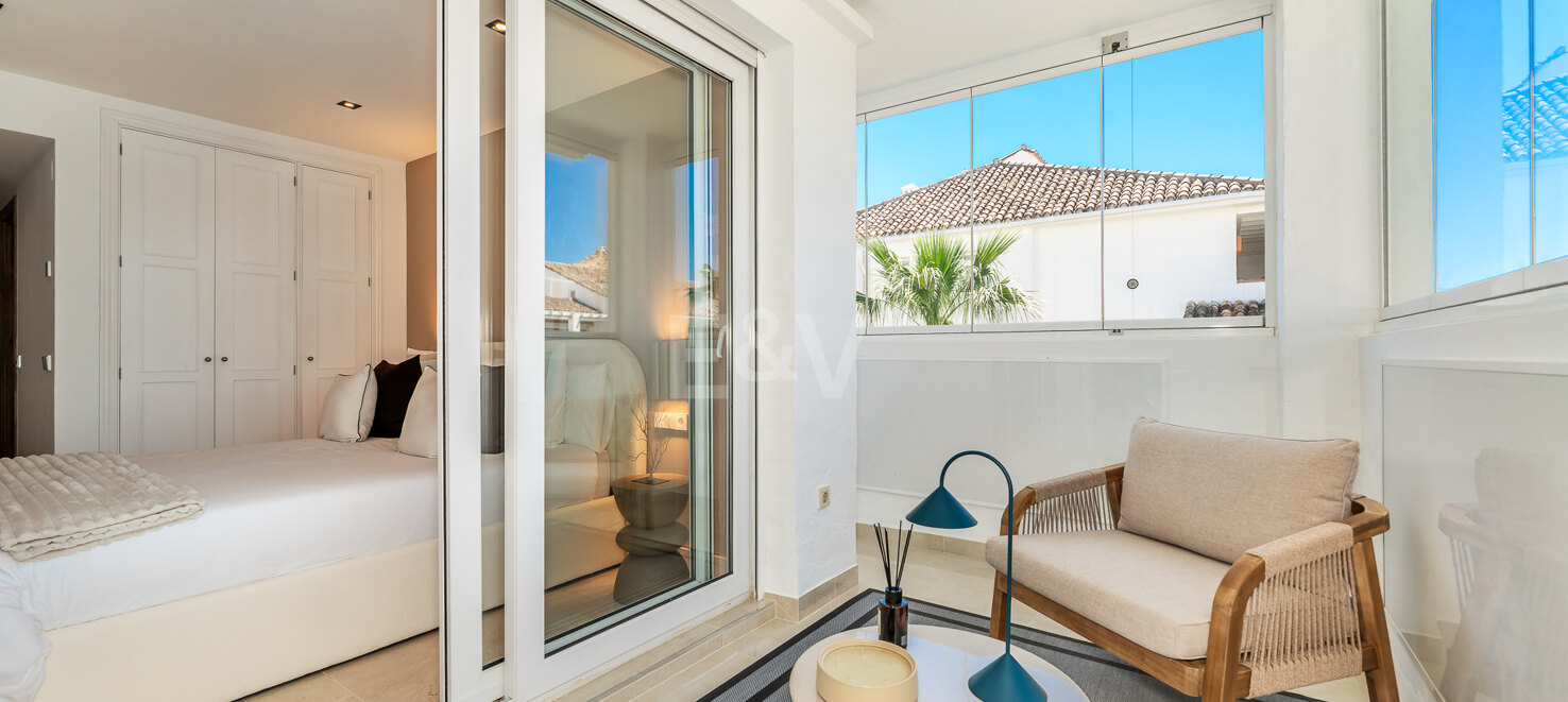 Exclusive Apartment with Direct Beach Access in Marbella´s Las Cañas Beach