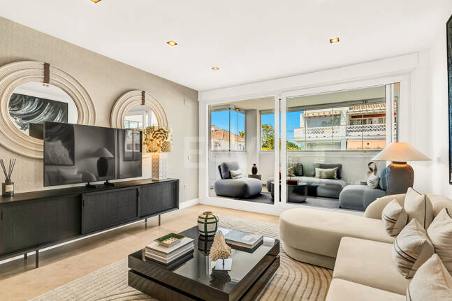 Exklusives Apartment mit direktem Strandzugang in bester Lage an der Goldenen Meile