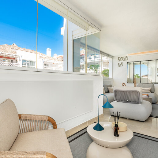 Exclusive Apartment with Direct Beach Access in Marbella´s Las Cañas Beach