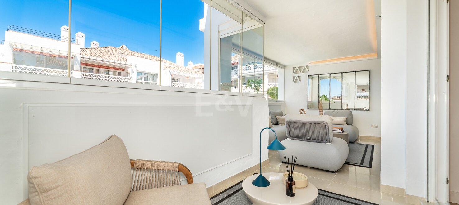 Exclusive Apartment with Direct Beach Access in Marbella´s Las Cañas Beach