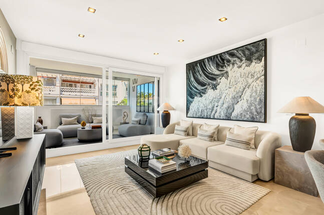 Exklusives Apartment mit direktem Strandzugang in bester Lage an der Goldenen Meile