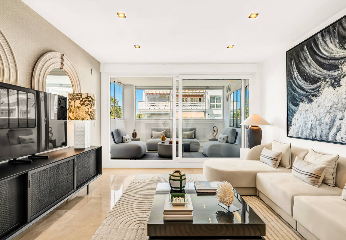 Exklusives Apartment mit direktem Strandzugang in bester Lage an der Goldenen Meile