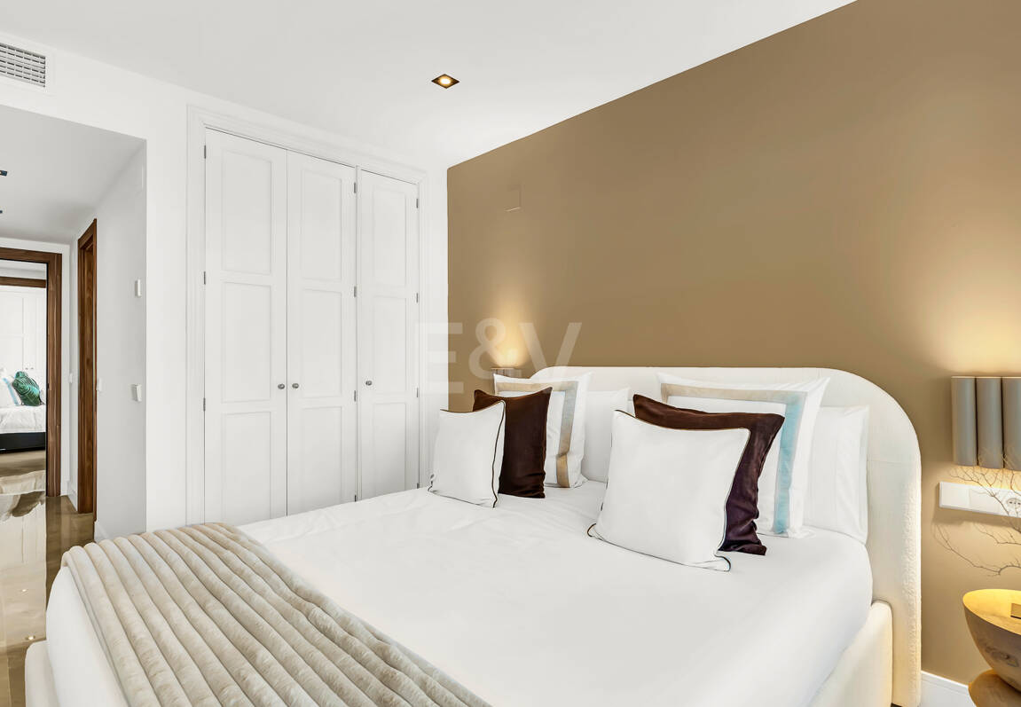 Exklusives Apartment mit direktem Strandzugang in bester Lage an der Goldenen Meile