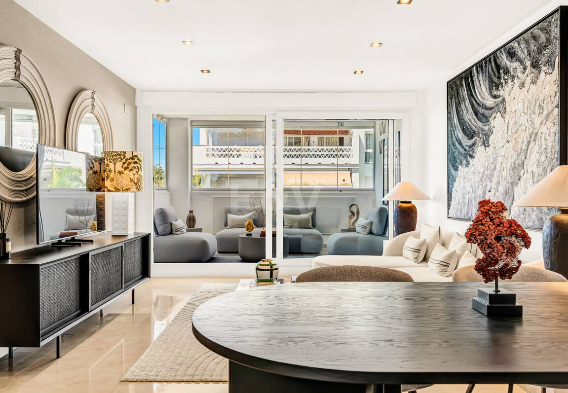 Exklusives Apartment mit direktem Strandzugang in bester Lage an der Goldenen Meile