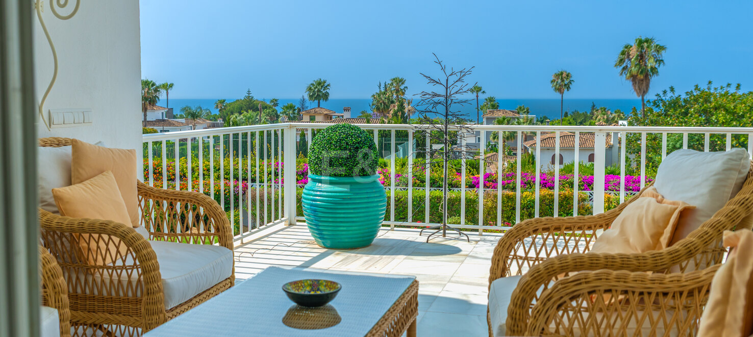 Exceptional Investment Opportunity – Vast Plot with Stunning Sea Views in Nagüeles