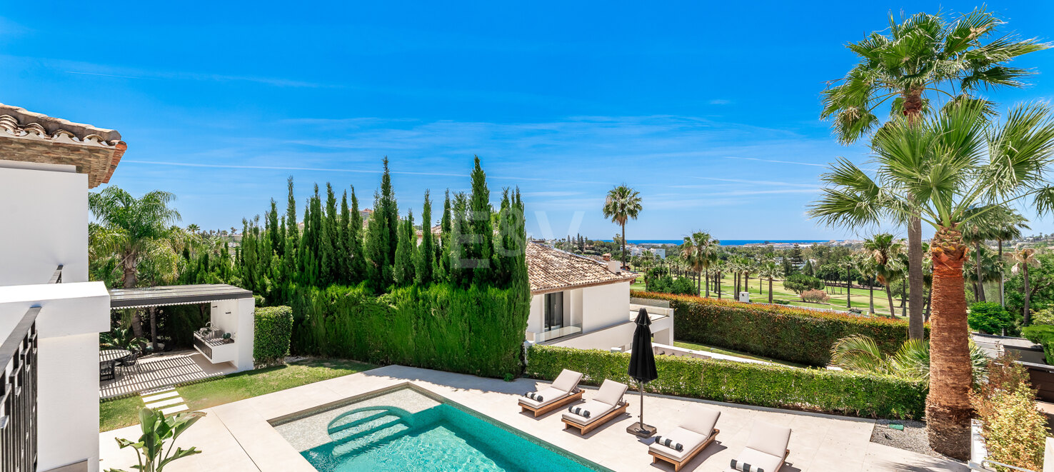 Modern Andalusian Villa with Breathtaking Sea Views