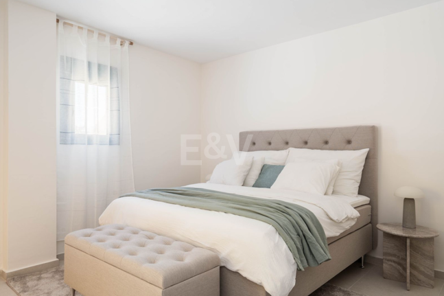 Elegant 4 sovrum lägenhet nära stranden