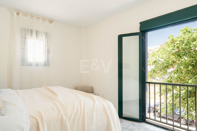 Elegant 4 sovrum lägenhet nära stranden