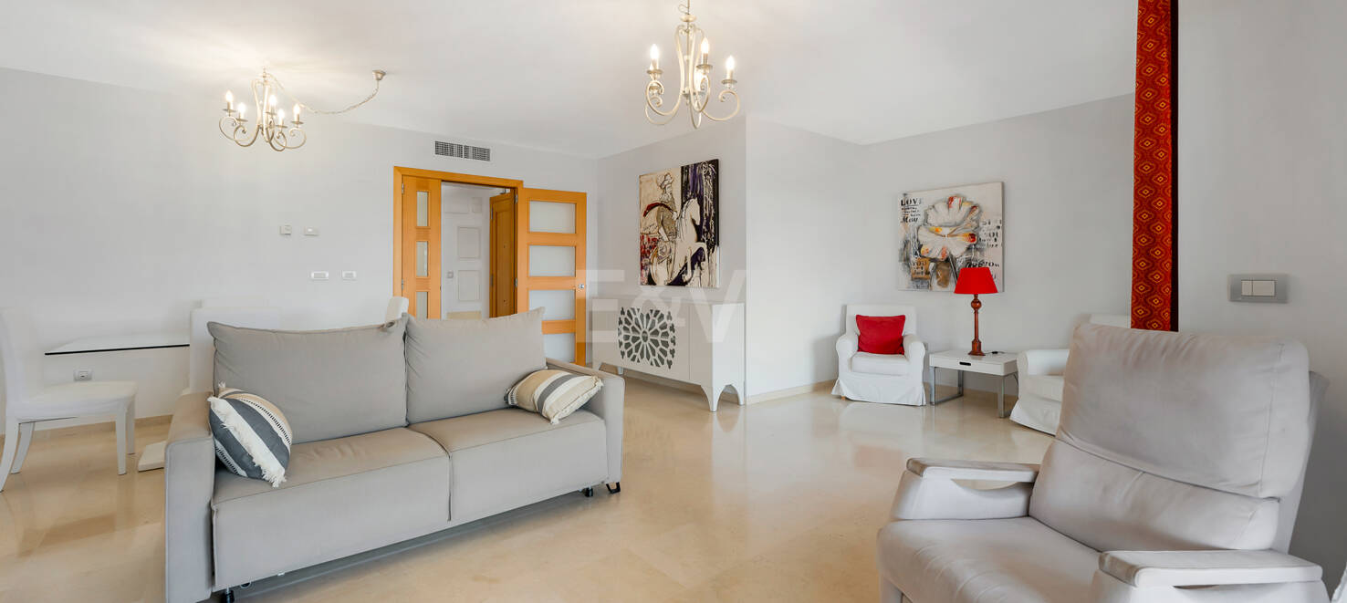 Exclusive Apartment 100 Meters from the Beach in the City Centre