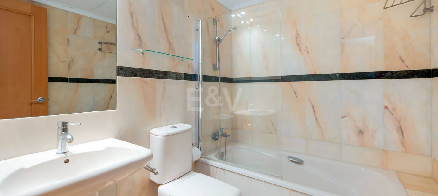 Exclusive Apartment 100 Meters from the Beach in the City Centre