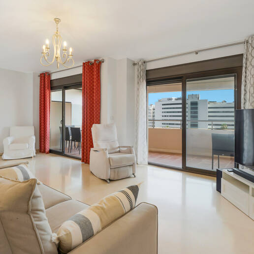 Exclusive Apartment 100 Meters from the Beach in the City Centre