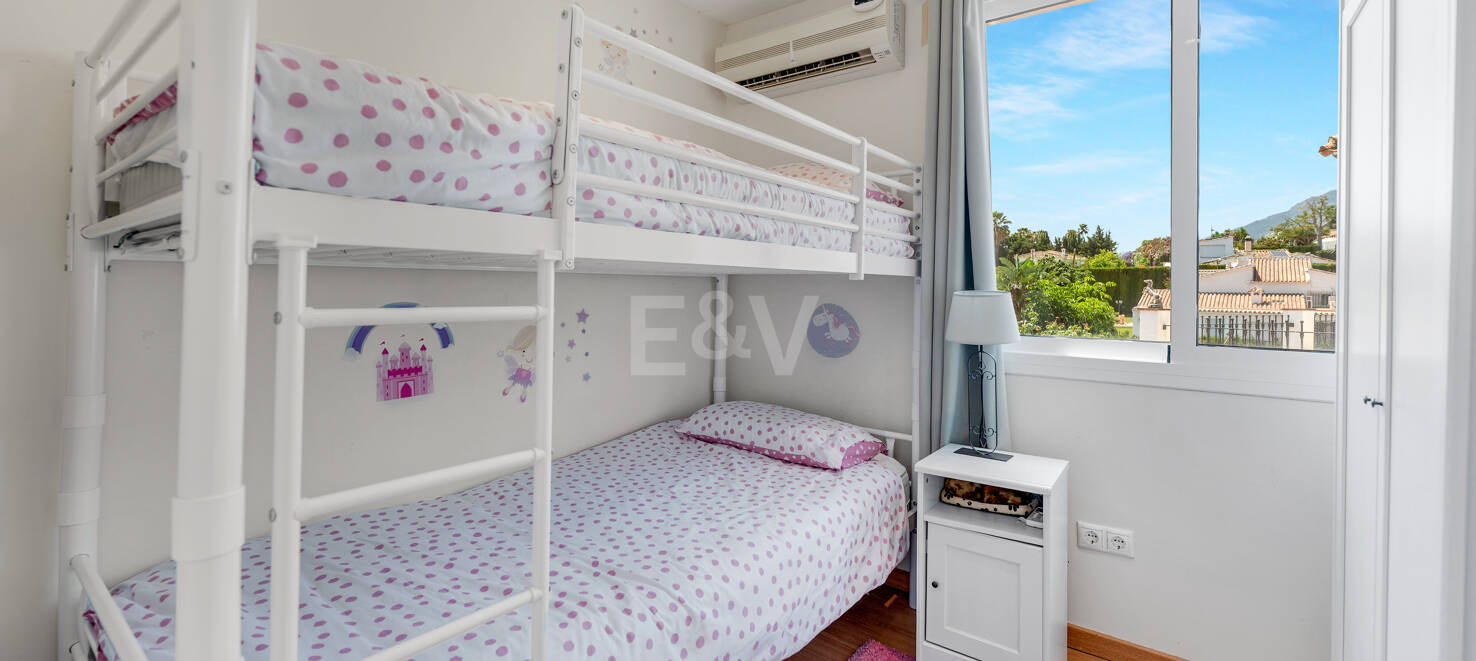 Elegant 6-Bedroom Villa with Guest House, Sea Views & Private Pool in Tranquil Río Real