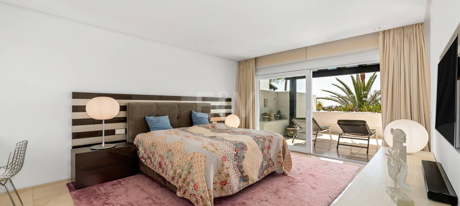 Elegant South-Facing Duplex Penthouse in Marina Puente Romano