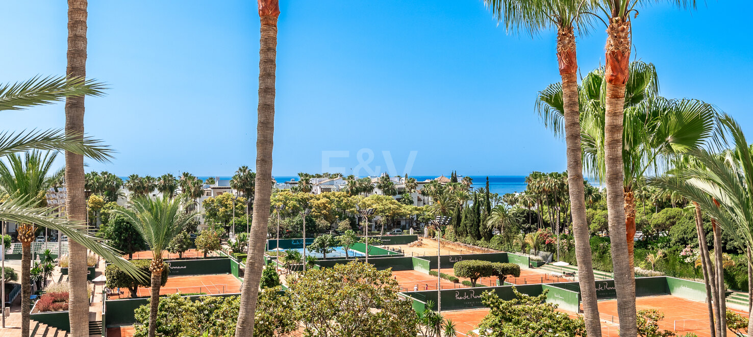 Elegant South-Facing Duplex Penthouse in Marina Puente Romano